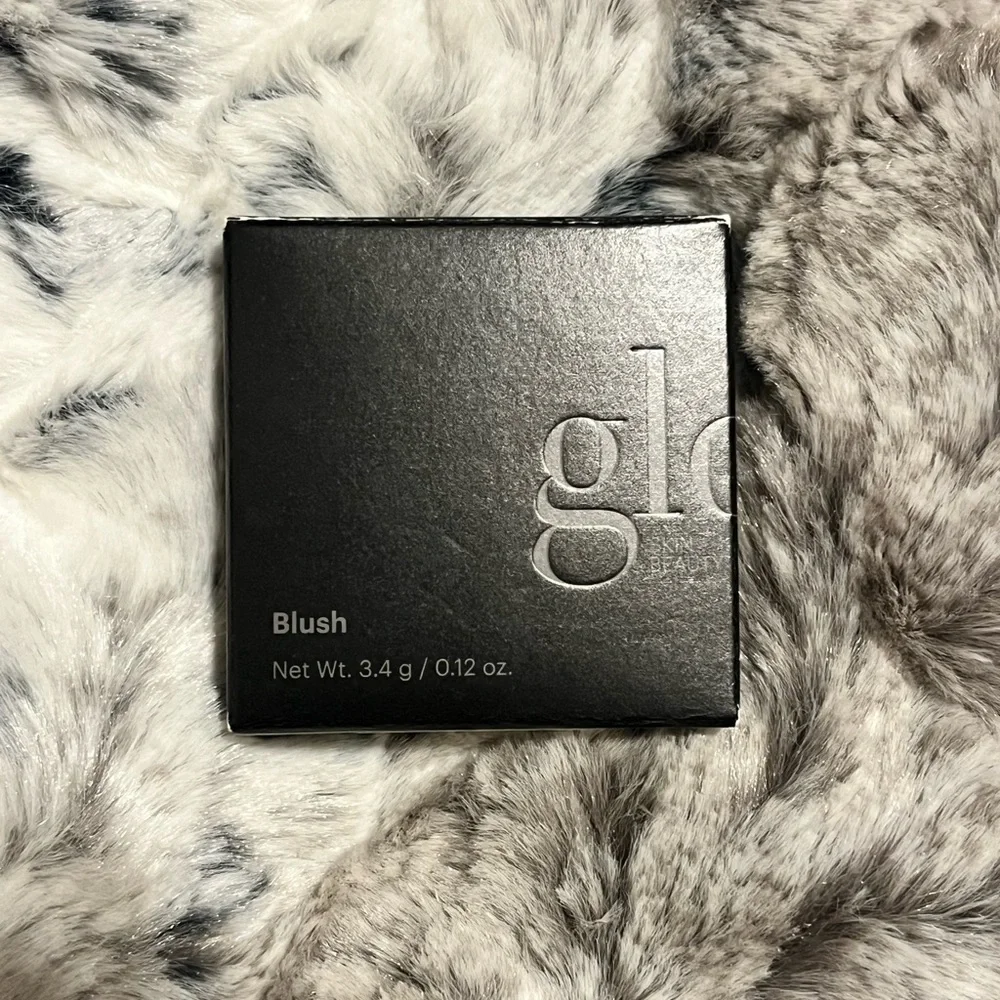 Glo Skin Beauty blush - Sandalwood Blush Radiant Glow. NWOT - Picture 6 of 7